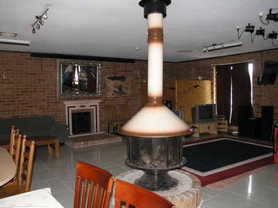 Snow Gate Motel & Apartments