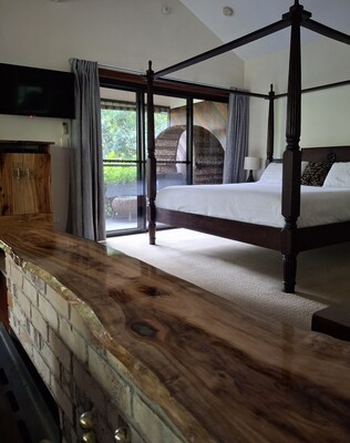 Limpinwood Lodge