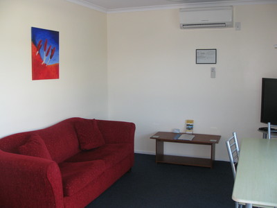 One Bedroom Spa Bath Unit 