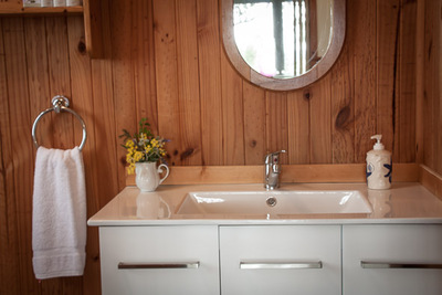 Misty View Cottage - Winter Mid Week Escape