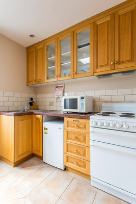 Wellington - One Bedroom Apartment with Kitchen and Lounge 