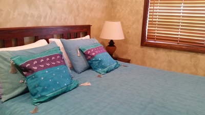 Miners Suite Queen-Breakfast