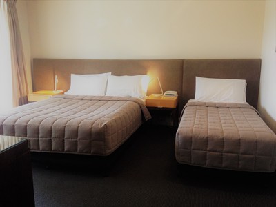 Executive Twin Share Room