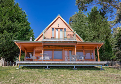 Waratah Cabin