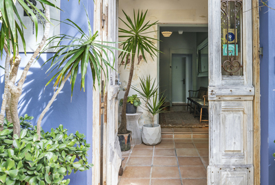 Gumleaf Suite Book Direct 