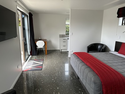 Studio @ 142 Standard