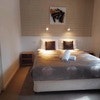 2 Bedroom Unit - Queen & 2 Single Beds - 1 night only