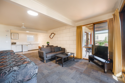 Garden View Premier Twin