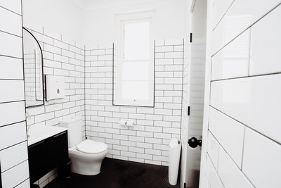 Double Room, Shared Bathroom - Book Direct