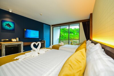 Deluxe Triple + ABF B2B rate