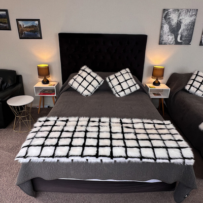 Queen and Single Room Unit 3