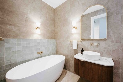 Heidi House | Premium 3- Bedroom Villa | Weekly rate